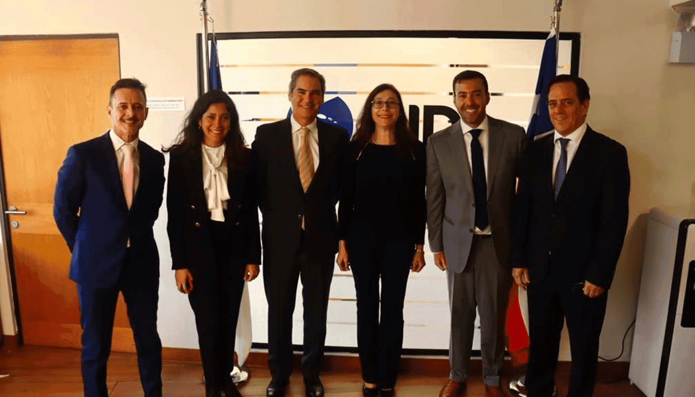 Amicorp helps close USD 1.8 billion IDB Invest bond deal es